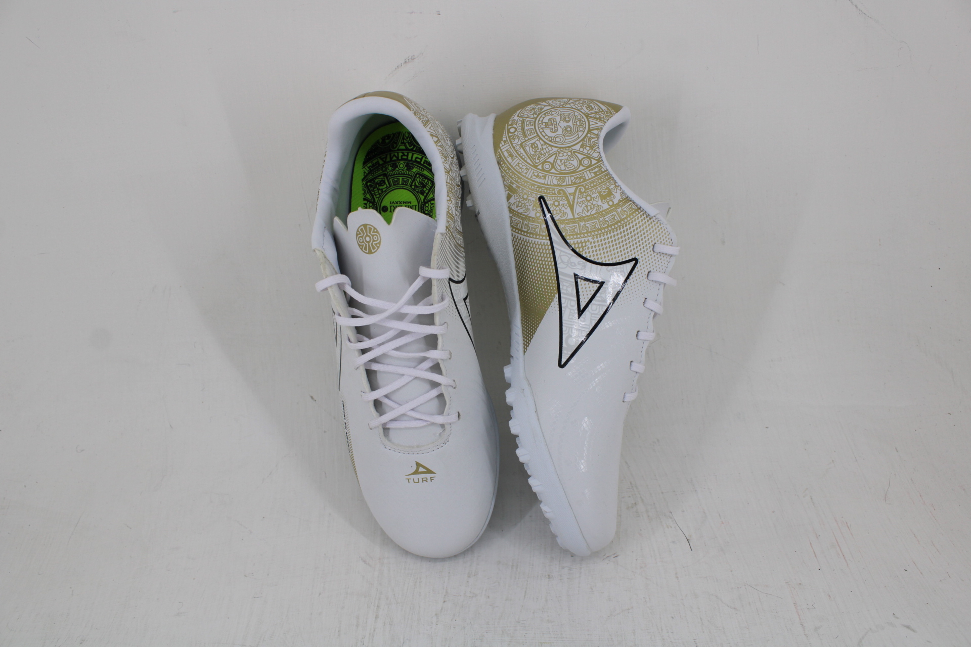 Tenis Pirma Fútbol Rápido Multitaco Imperio Azteca 3067 Blanco-oro Envío Gratis - Imagen 3