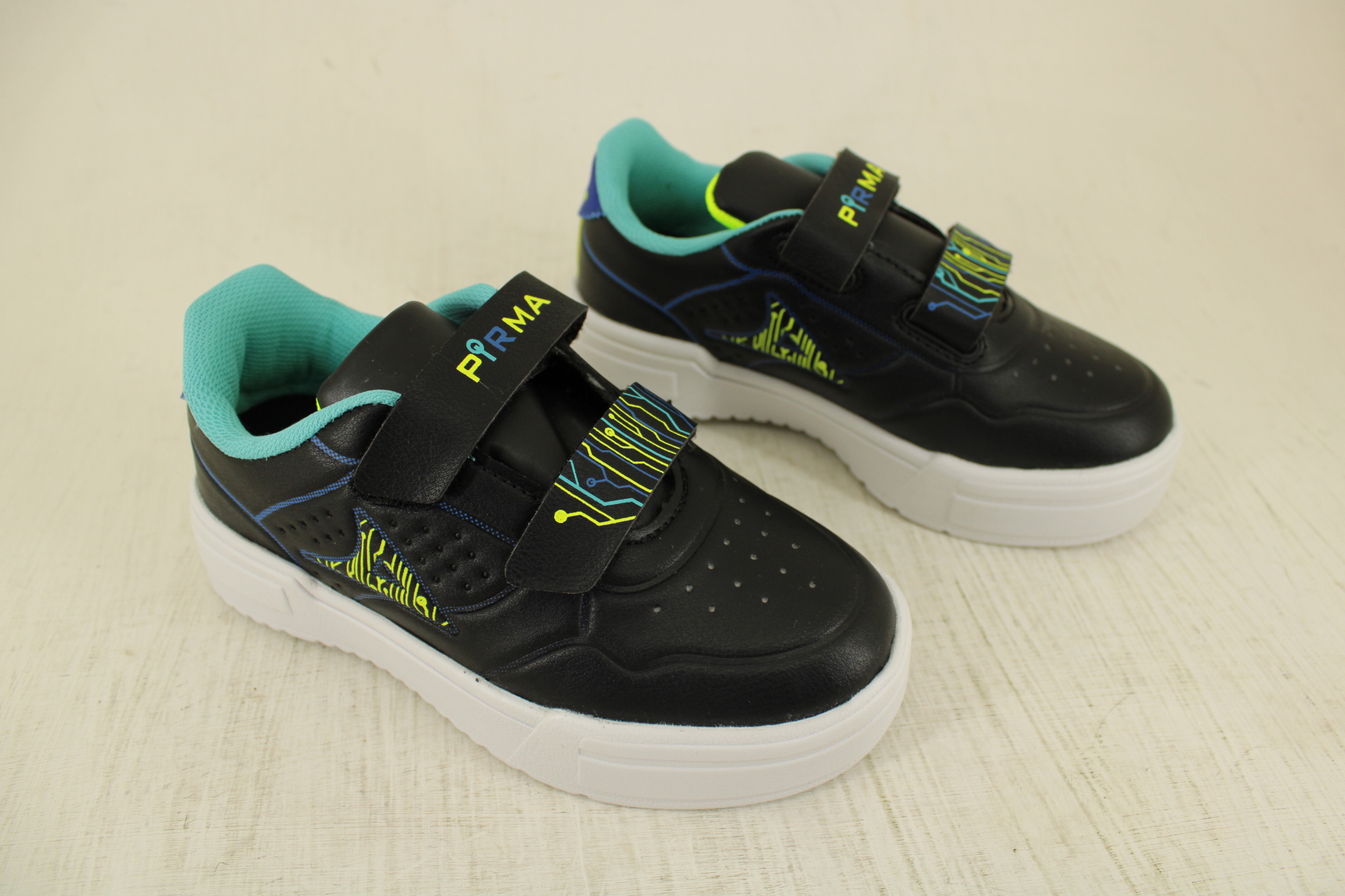 Tenis Pirma Sneakers Flower 5534 del 18 al 21.5 Negro Blanco Envío Gratis