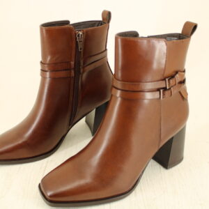Botín Tacón Medio Quirelli para mujer Estilo 303904 Shedron del 22 al 26 Envío Gratis