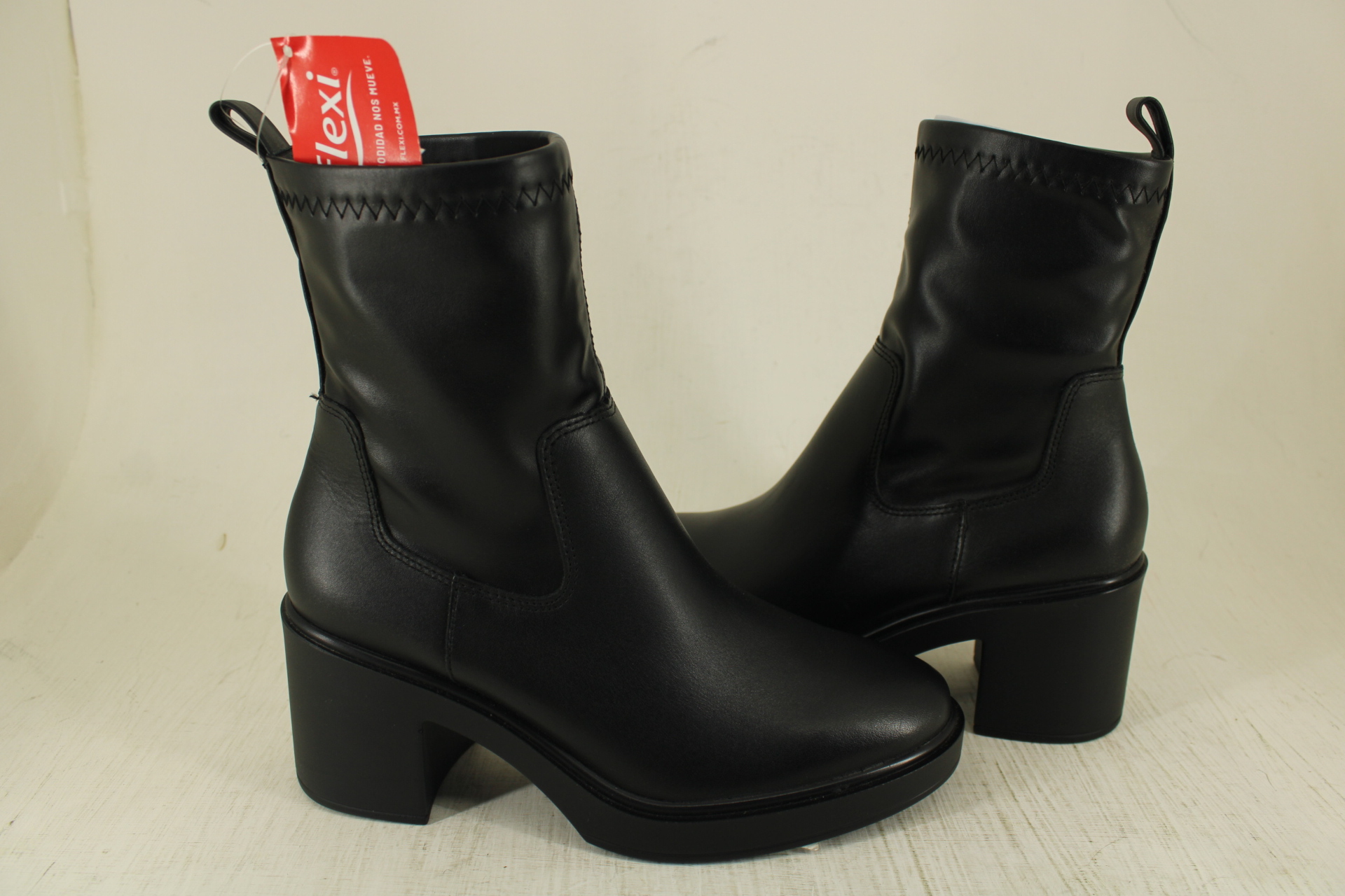 Flexi Botin de Vestir Mujer En Piel Tacon 7 cm Tubo 16cm Color Negro E9 Estilo 130302 del 22 al 26 Envío Gratis - Imagen 3