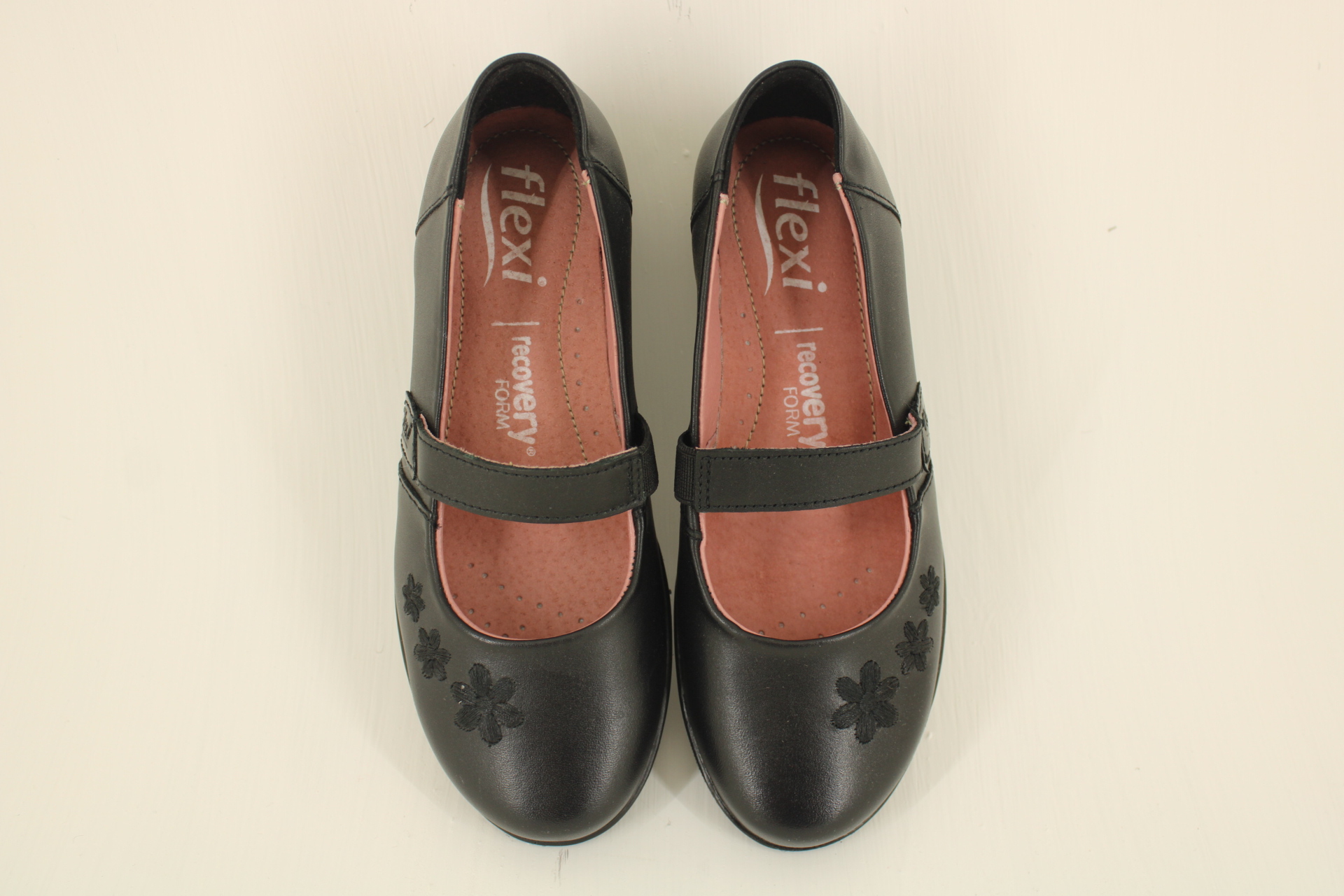 Balerina Escolar Flexi para Niña elaborada en 100% Piel Estilo 35930 Negro del 17 al 21 Envío Gratis - Imagen 4